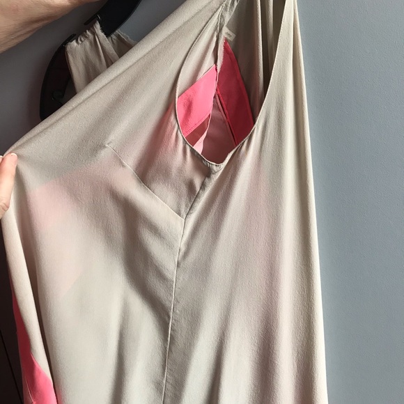 Cute Elie Tahari Top! - Picture 4 of 5